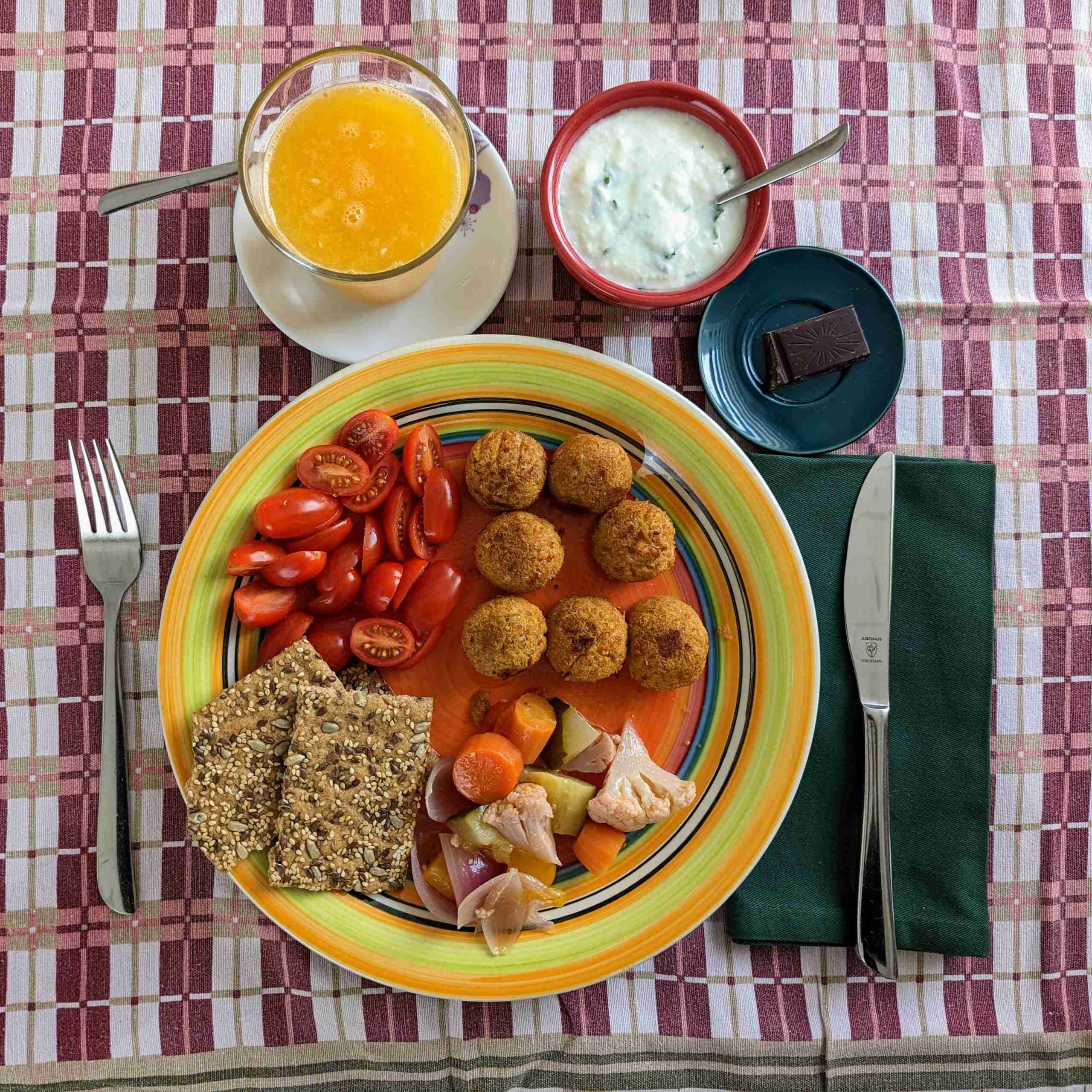 Scopri di più sull'articolo Idea pranzo facile e salutare: falafel e yogurt